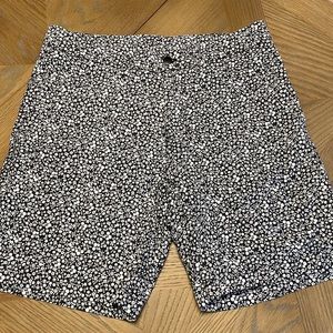 lululemon athletica Black and White Patterned Men Shorts
